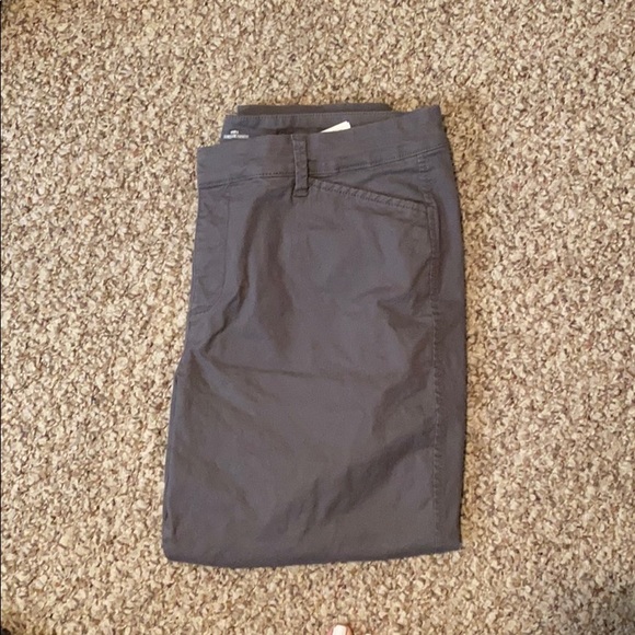 Old Navy Pixie Cut Pants - Picture 1 of 1